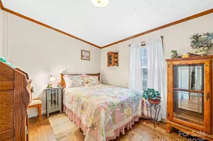 422 Battle Creek Rd, Horse Shoe, NC 28742 - Photo 25