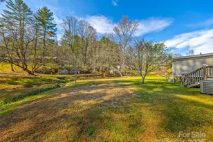 422 Battle Creek Rd, Horse Shoe, NC 28742 - Photo 11