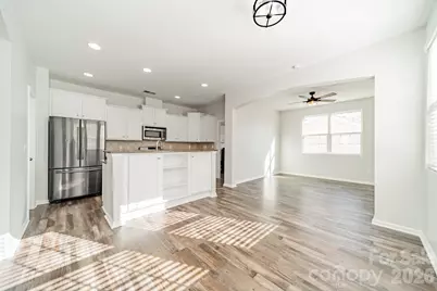 18426 W Catawba Avenue, Cornelius, NC 28031 - Photo 7