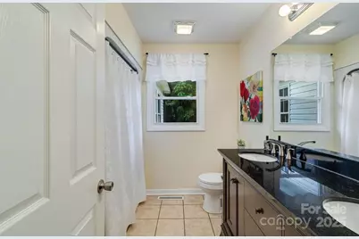 1059 Fairway Drive, Newton, NC 28658 - Photo 13