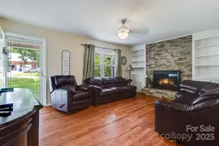 1059 Fairway Dr, Newton, NC 28658 - Photo 5