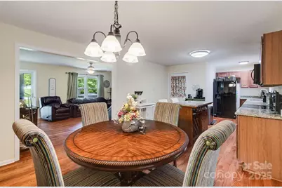 1059 Fairway Drive, Newton, NC 28658 - Photo 9