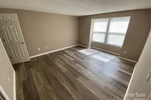 9325 Old Concord Rd, Charlotte, NC 28213 - Photo 9