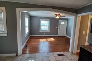 1514 Lisbon Ln, Charlotte, NC 28269 - Photo 3