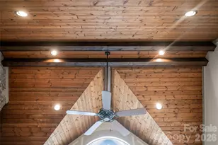 2 Cherokee Orchard Ct, Fairview, NC 28730 - Photo 7