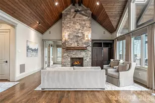 2 Cherokee Orchard Ct, Fairview, NC 28730 - Photo 9