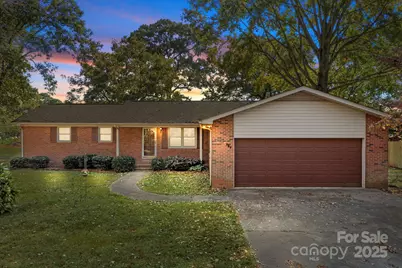 127 Edgeway Road, Mooresville, NC 28117 - Photo 1