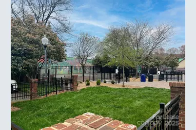 406 W 9th Street #301, Charlotte, NC 28202 - Photo 15