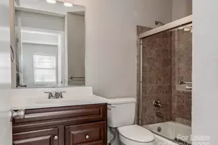 406 W 9th St, Charlotte, NC 28202 - Photo 13