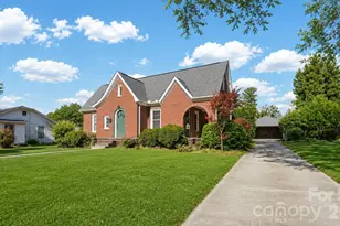 552 Hyde Park Dr NE, Concord, NC 28025 - Photo 3