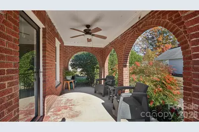 552 Hyde Park Drive NE, Concord, NC 28025 - Photo 5