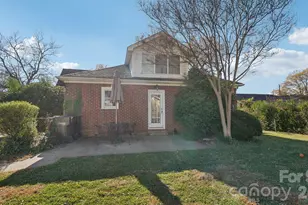 552 Hyde Park Dr NE, Concord, NC 28025 - Photo 37