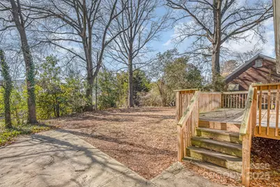 2321 Greenland Avenue, Charlotte, NC 28208 - Photo 19