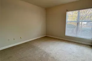 11242 Hyde Pointe Ct, Charlotte, NC 28262 - Photo 7