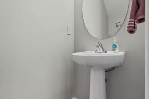 809 Rock Lake Glen, Fort Mill, SC 29715 - Photo 5