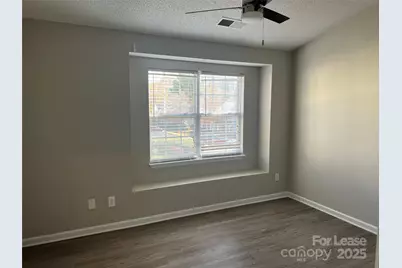 6075 Cougar Lane, Charlotte, NC 28269 - Photo 11