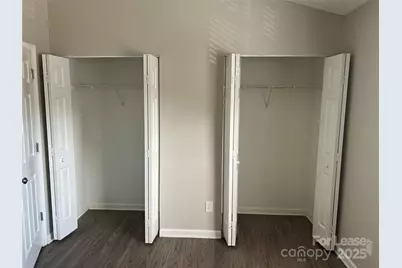 6075 Cougar Lane, Charlotte, NC 28269 - Photo 13