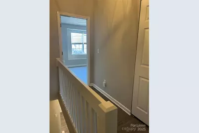 6075 Cougar Lane, Charlotte, NC 28269 - Photo 9