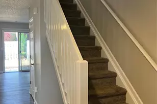 6075 Cougar Ln, Charlotte, NC 28269 - Photo 3