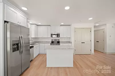 503 W 12th Street, Newton, NC 28658 - Photo 15