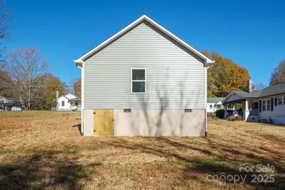 503 W 12th Street, Newton, NC 28658 - Photo 37