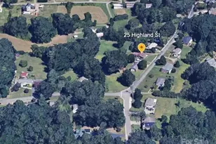 25 Highland St, Weaverville, NC 28787 - Photo 19