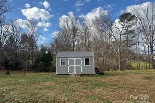 25 Highland St, Weaverville, NC 28787 - Photo 7