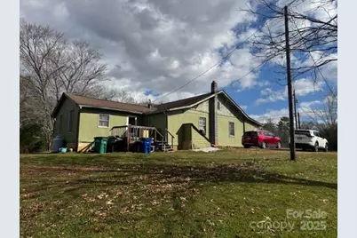 25 Highland Street, Weaverville, NC 28787 - Photo 3