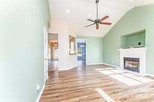 8517 Williamsburg Cir, Huntersville, NC 28078 - Photo 7