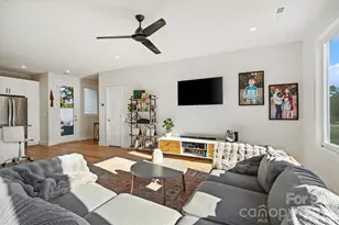 1549 Pinecrest Ave, Charlotte, NC 28205 - Photo 17