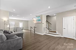 1227 Newell Towns Ln, Charlotte, NC 28262 - Photo 5