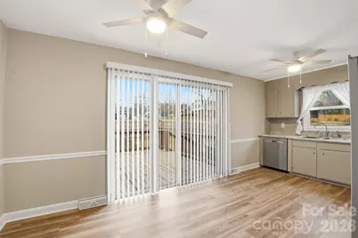 1323 Ranch Road, Charlotte, NC 28208 - Photo 5