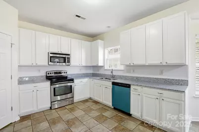 2019 Aberglen Drive, Charlotte, NC 28262 - Photo 13