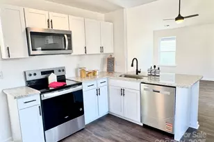 1135 Hannah Rae Ct, Charlotte, NC 28214 - Photo 5