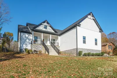 915 Brookwood Court, Statesville, NC 28677 - Photo 1