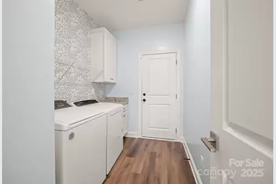 915 Brookwood Court, Statesville, NC 28677 - Photo 11