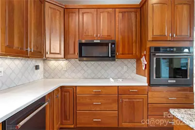 180 High Road Overlook, Hendersonville, NC 28739 - Photo 13
