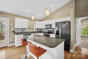 39 Curtis Miles Rd, Alexander, NC 28701 - Photo 11