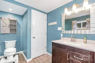 708 Noles Dr, Mount Holly, NC 28120 - Photo 19