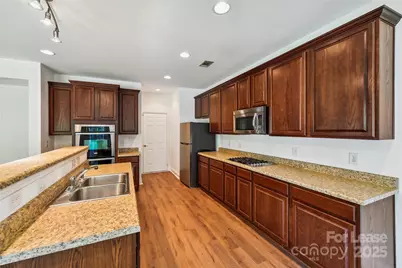 15614 Normans Landing Drive, Charlotte, NC 28273 - Photo 9