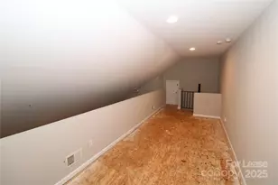 2558 Carya Pond Ln, Charlotte, NC 28212 - Photo 23