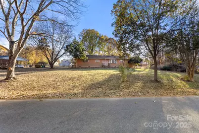 1801 Gemway Drive, Charlotte, NC 28216 - Photo 5