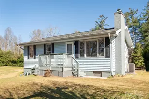 3021 Kanuga Rd, Hendersonville, NC 28739 - Photo 1