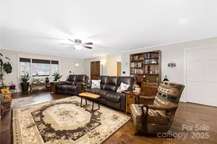 2174 Lynmore Dr, Sherrills Ford, NC 28673 - Photo 5