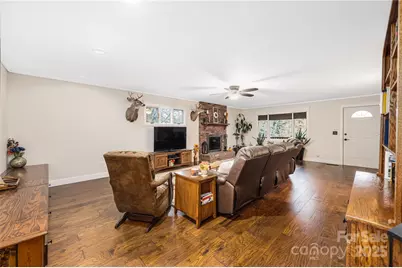 2174 Lynmore Drive, Sherrills Ford, NC 28673 - Photo 7