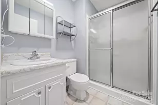 27 Capri Ln, Hendersonville, NC 28791 - Photo 19