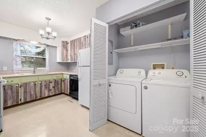 27 Capri Lane #15-D, Hendersonville, NC 28791 - Photo 9