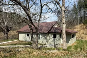 55 Summit View Dr, Marshall, NC 28753 - Photo 25