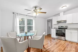 46 Misty Ridge Ln, Leicester, NC 28748 - Photo 9