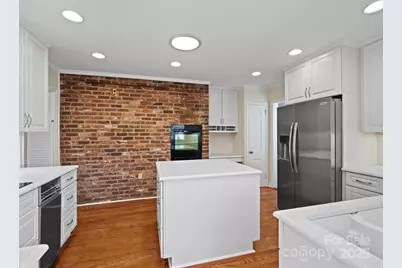 2111 Sagamore Road, Charlotte, NC 28209 - Photo 15